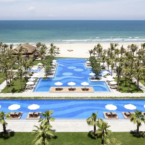 119716_Pool-Overview_Hotel-Image_No-Restrictions_001